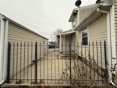 2022 S Waldemere Ave, Muncie, IN 47302 - photo 5