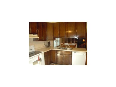 Kitchen. Large eat in kitchen!
