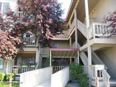 2 exterior stairs