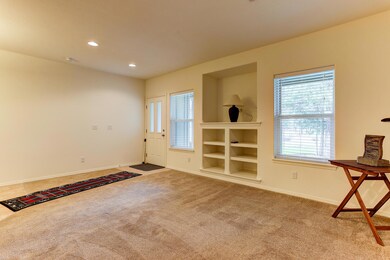 750 N Hindeman Street-3