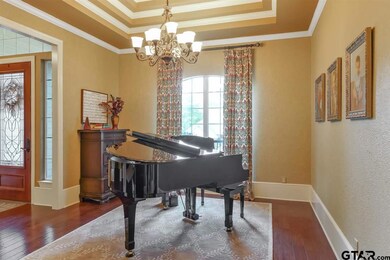 1137 1137 Ashwood, Tyler, TX 75703 - photo 5