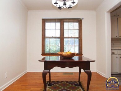 1171 SW Oakley Ave, Topeka, KS 66604 - photo 5