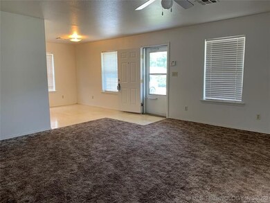 1108 S Bryan St, Okmulgee, OK 74447 - photo 3