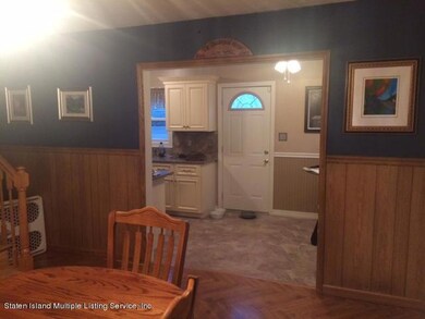24 Wheeler Ave, Staten Island, NY 10314 - photo 2