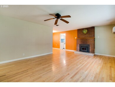 31752 S Highway 213, Molalla, OR 97038 - photo 4