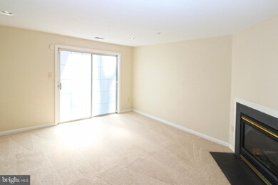 7314 Shady Glen Dr, Columbia, MD 21046 - photo 5