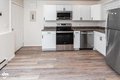 08-Kitchen IMG_1302JWK