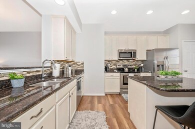 10307 Lantern Ln, Hagerstown, MD 21740 - photo 5