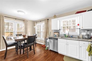 9 Compton Ct, Greensboro, NC 27407 - photo 5