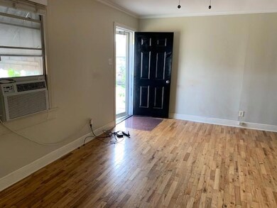 One room studio
