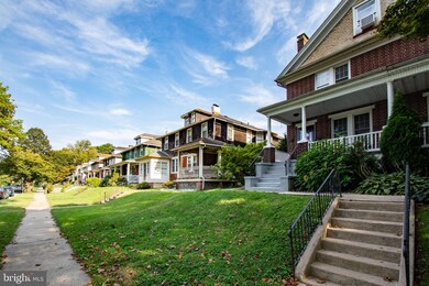 1110 Stirling St, Coatesville, PA 19320 - photo 3