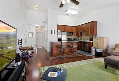 2 Greenwich Dr unit 604, Jersey City, NJ 07305 - photo 7