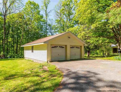 61 Lake Rd unit 63, Wallkill, NY 12589 - photo 3