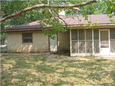 Back North end, Breezeway off Family Rm