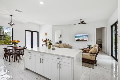 Kitchen with visible vents, recessed lighting, pen