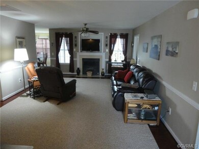Large family room and gas fireplace