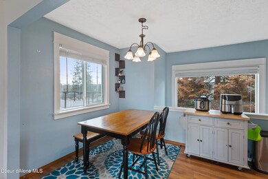 004_Dining Area