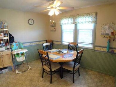 74 Tennis Plaza Rd unit 37, Dracut, MA 01826 - photo 6