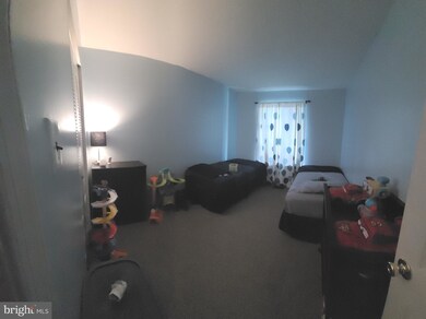 6710 Hilltop Dr unit REDWOOD, Brookhaven, PA 19015 - photo 3