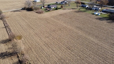 8700 S Pugsley Rd, Daleville, IN 47334 - photo 4