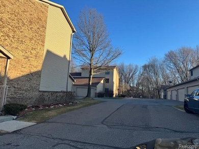 7863 Woodingham, West Bloomfield, MI 48322 - photo 5