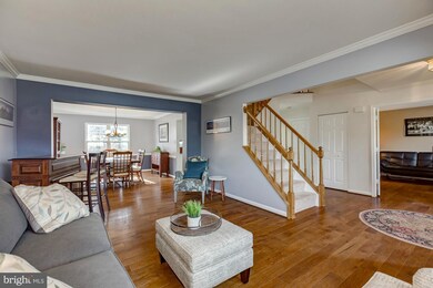 3121 Harrison Hollow Ln, Herndon, VA 20171 - photo 6