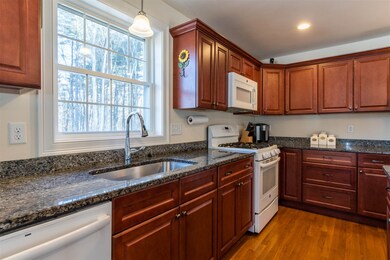93 Cross St, Salem, NH 03079 - photo 6