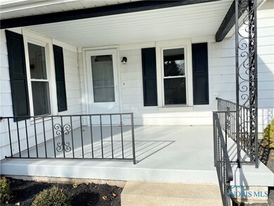 Awesome front porch area