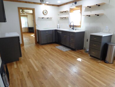 1217 S Mayfield Rd, Caldwell, KS 67022 - photo 4