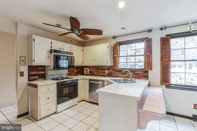 1763 Wynnewood Dr, Vineland, NJ 08361 - photo 5