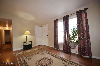 7416 Oakland Mills Rd, Columbia, MD 21046 - photo 5