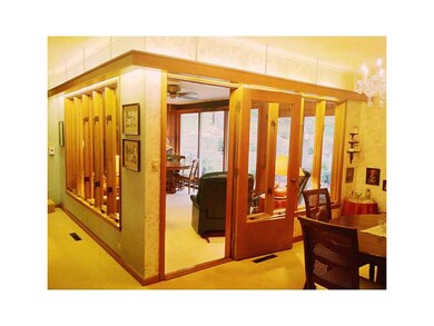 4-Seasons Porch/Room.