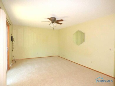 2240 104th St, Toledo, OH 43611 - photo 7