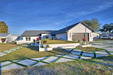 906 Lake Jessie Dr, Winter Haven, FL 33881 - photo 2