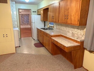 711 Broad St, Tarkio, MO 64491 - photo 6