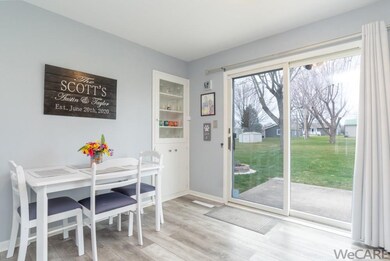 815 N Blackhoof St, Wapakoneta, OH 45895 - photo 7