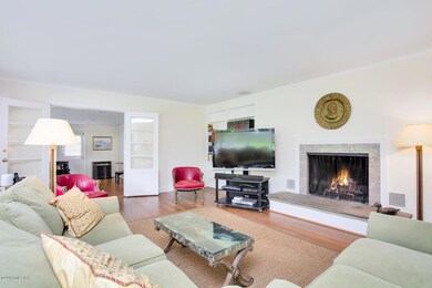 12 Cottontail Rd Cos Cob CT-large-021-01