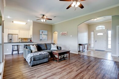 3219 El Camino St, Bay City, TX 77414 - photo 7