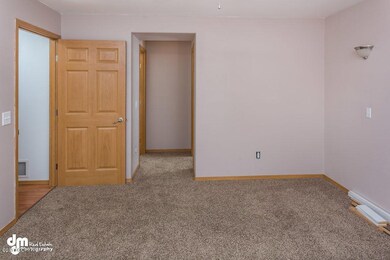 Master Bedroom_DMD_1091-SMALL