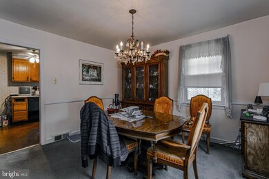 212 Rodmor Rd, Havertown, PA 19083 - photo 6