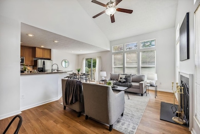 3-web-or-mls-3699-hilliards-station-rd