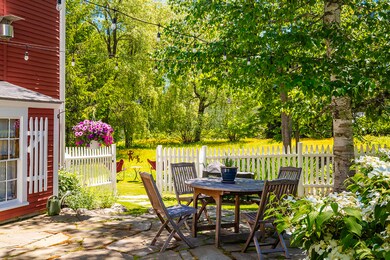 34 Pearl St, Camden, ME 04843 - photo 3