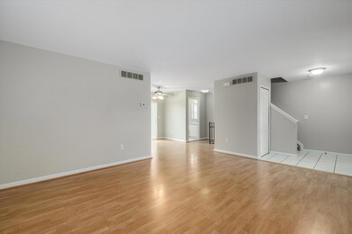 16228 E 11 Mile Rd unit 4, Roseville, MI 48066 - photo 6