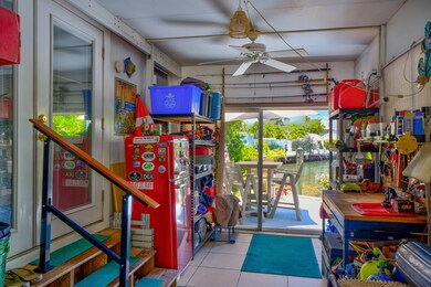 Screened room, steps to living area