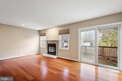 72 Soldiers Square unit 72, Chesterbrook, PA 19087 - photo 6