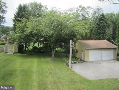 1004 Courtland Dr, Sykesville, MD 21784 - photo 5