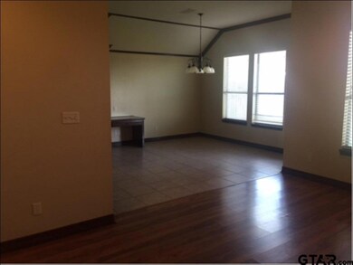 1587 1587 Skidmore, Tyler, TX 75703 - photo 5