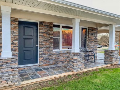 720 Pickett Post Rd, Walhalla, SC 29691 - photo 5