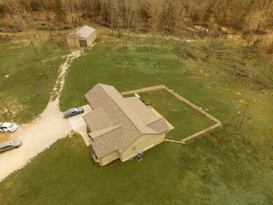 Country-Home-in-Town-in-Howell-County55