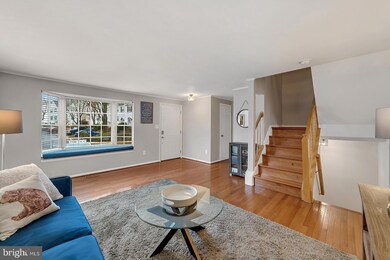 13813 Laura Ratcliff Ct, Centreville, VA 20121 - photo 7